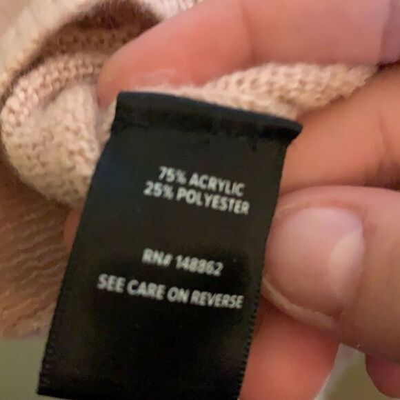 Torrid Pink Heart Sweater size 00 - Picture 8 of 8